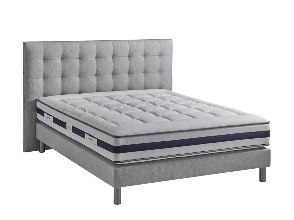Matelas Marmara posé sur son sommier avec tête de lit assortie