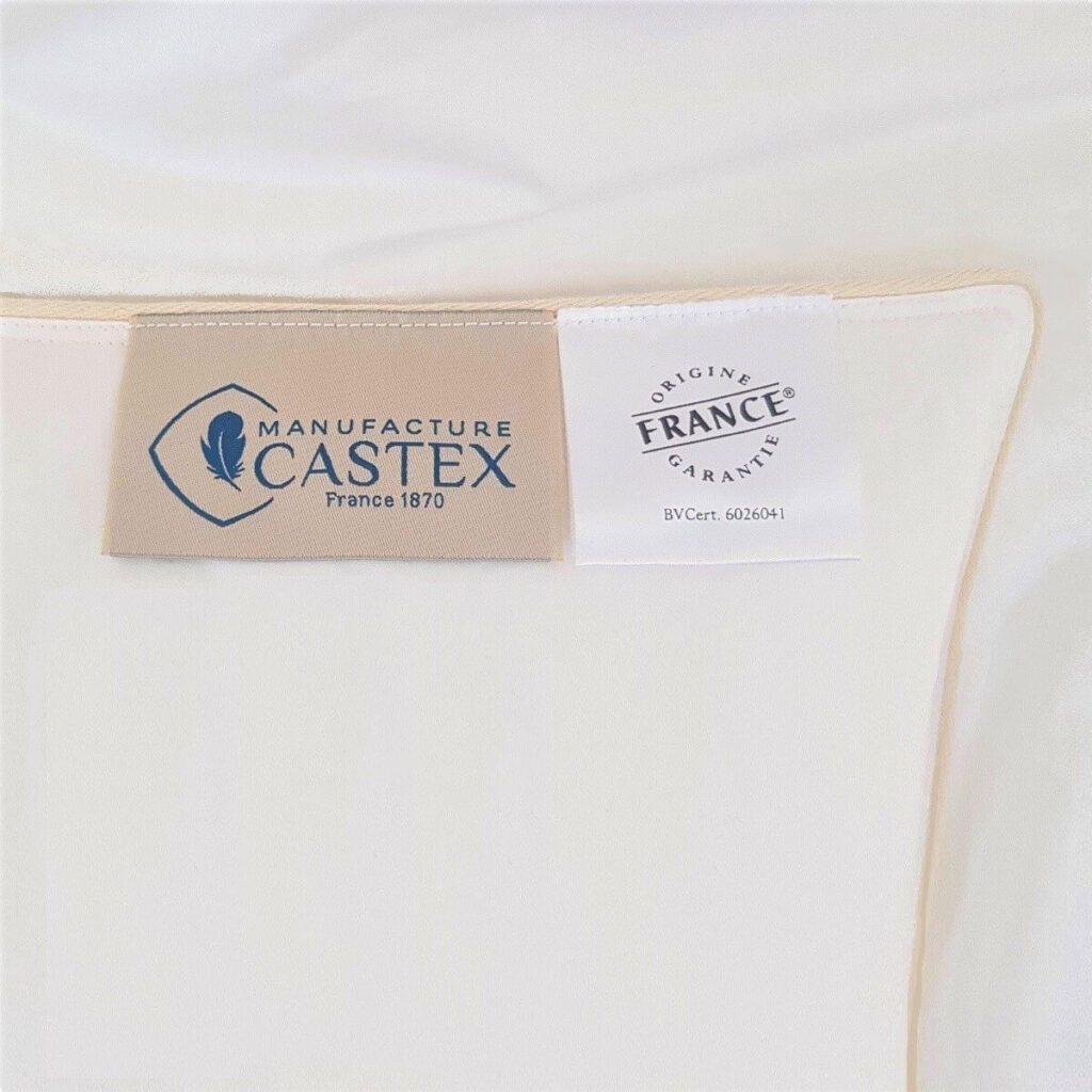 Couette Couple canard Castex, détail du piquage et du passepoil