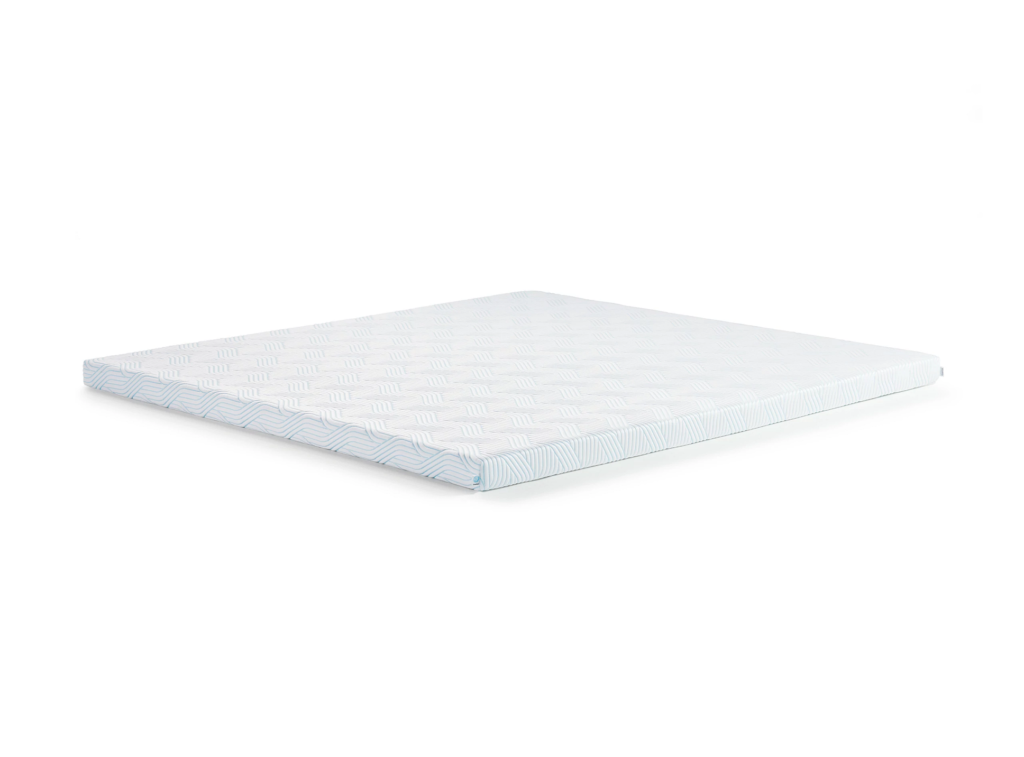 Surmatelas Tempur Pro Plus SmartCool posé à plat, housse blanche à motif chevrons bleu clair