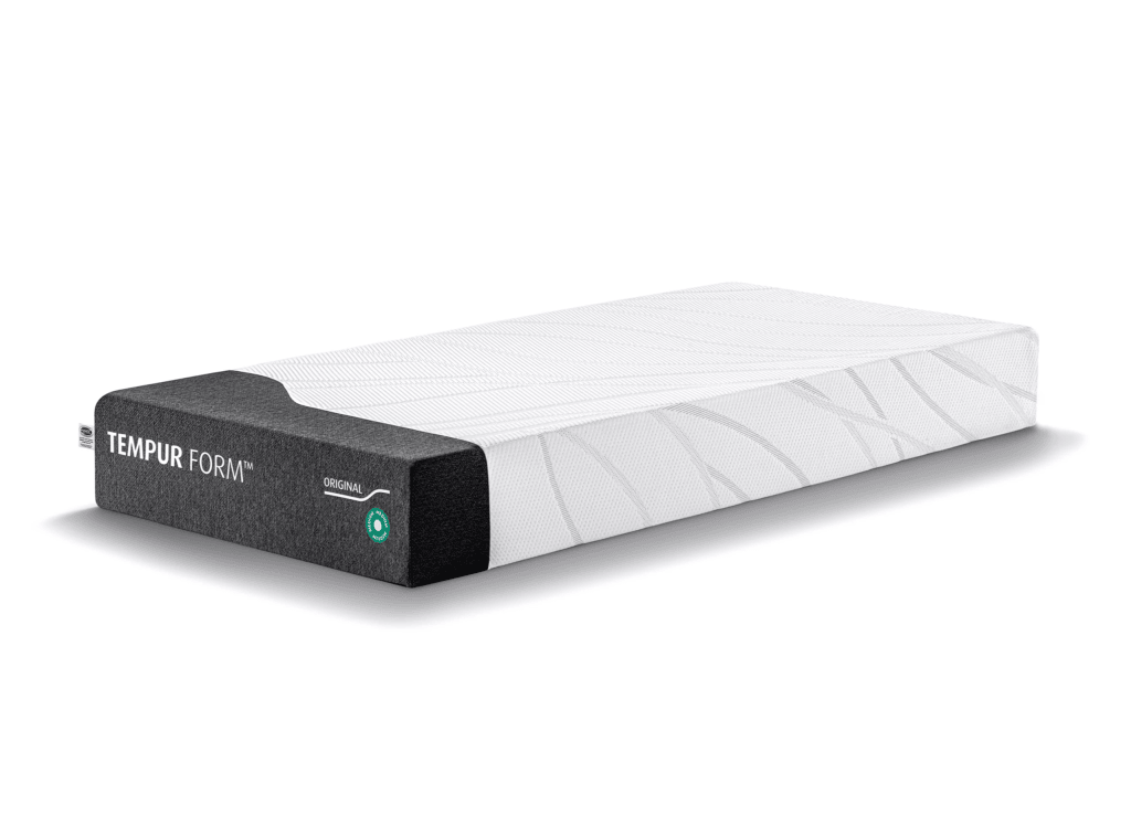 Matelas TEMPUR FORM Original vu de trois quarts sur fond blanc