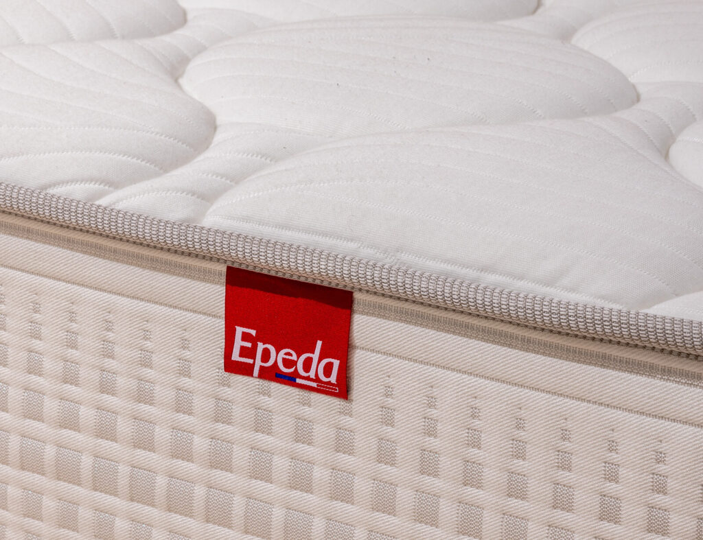 Matelas Épéda Poésie – étiquette de marque et plate-bande