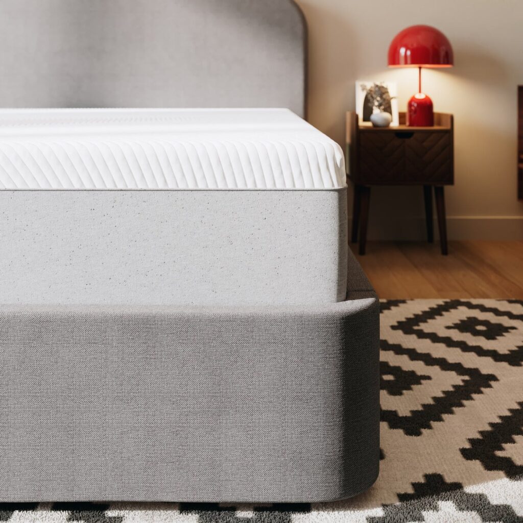 Matelas Hypnia Hybride Ultime sur un lit dans une chambre