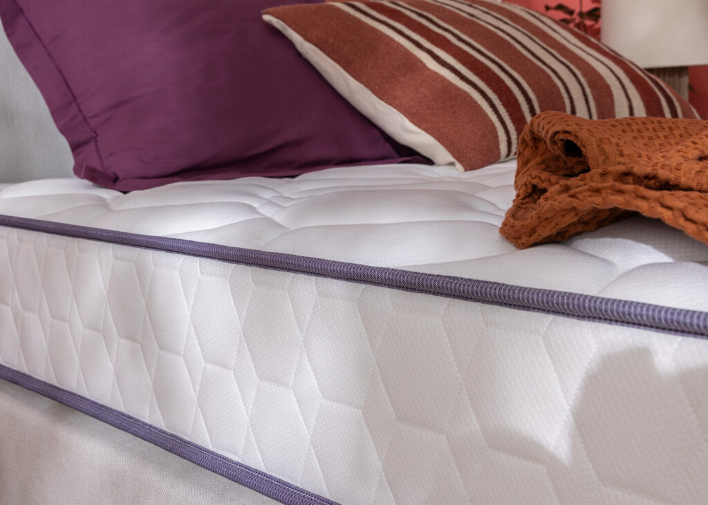 Mérinos Morning Routine, vue rapprochée du côté du matelas