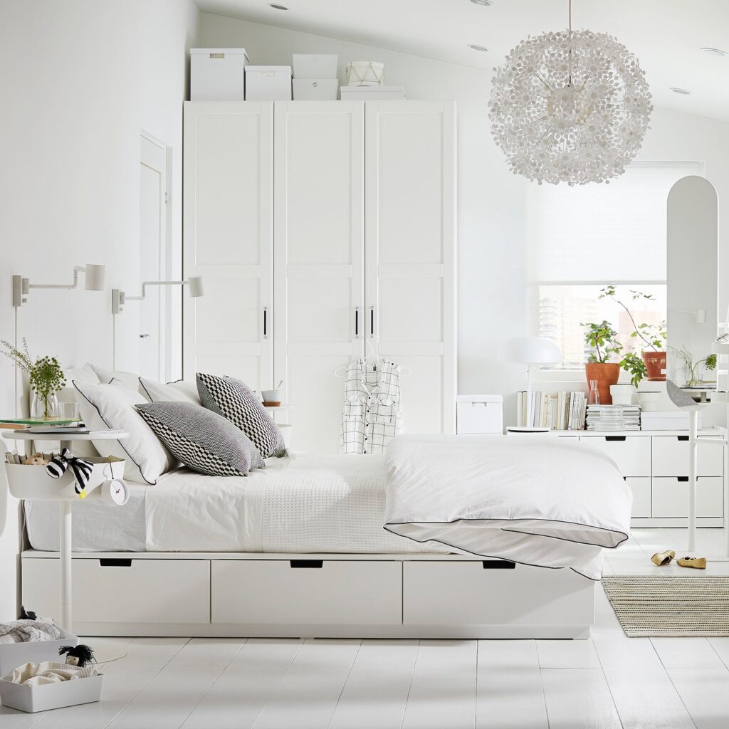 Cadre de lit IKEA NORDLI, vue de trois quarts