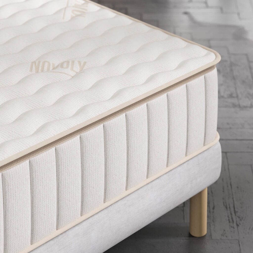 Matelas Novoly Novobest, gros plan sur le plateau et le bord