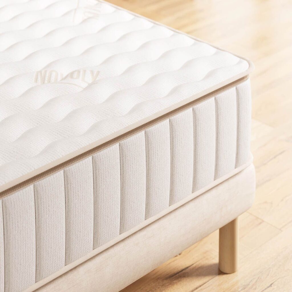 Matelas Novoly Novogreen, gros plan sur le plateau et le bord
