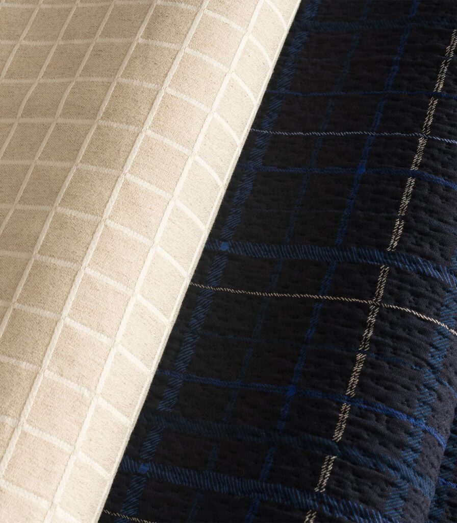 Tissus beige et bleu de la housse du Tediber Grand Ours