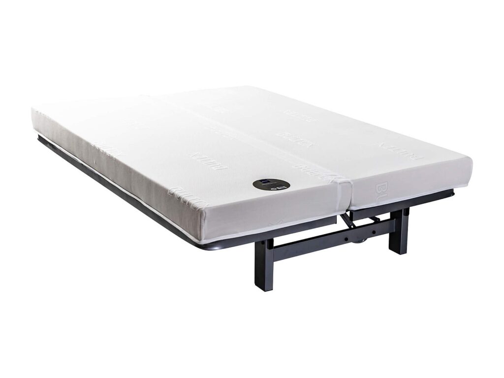 Matelas clic-clac Bultex de 14 cm installé sur une armature de banquette