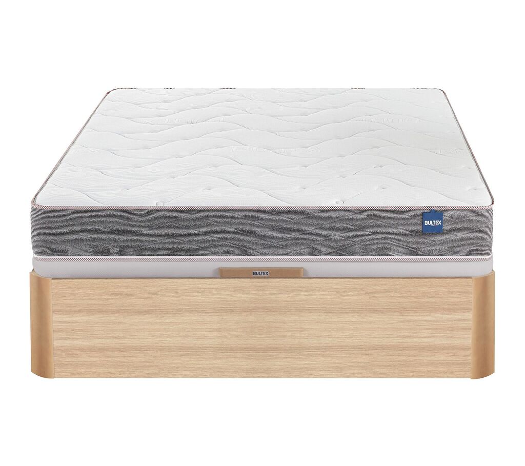 Matelas Bultex Integral 3 posé sur un lit coffre en bois, vue de face