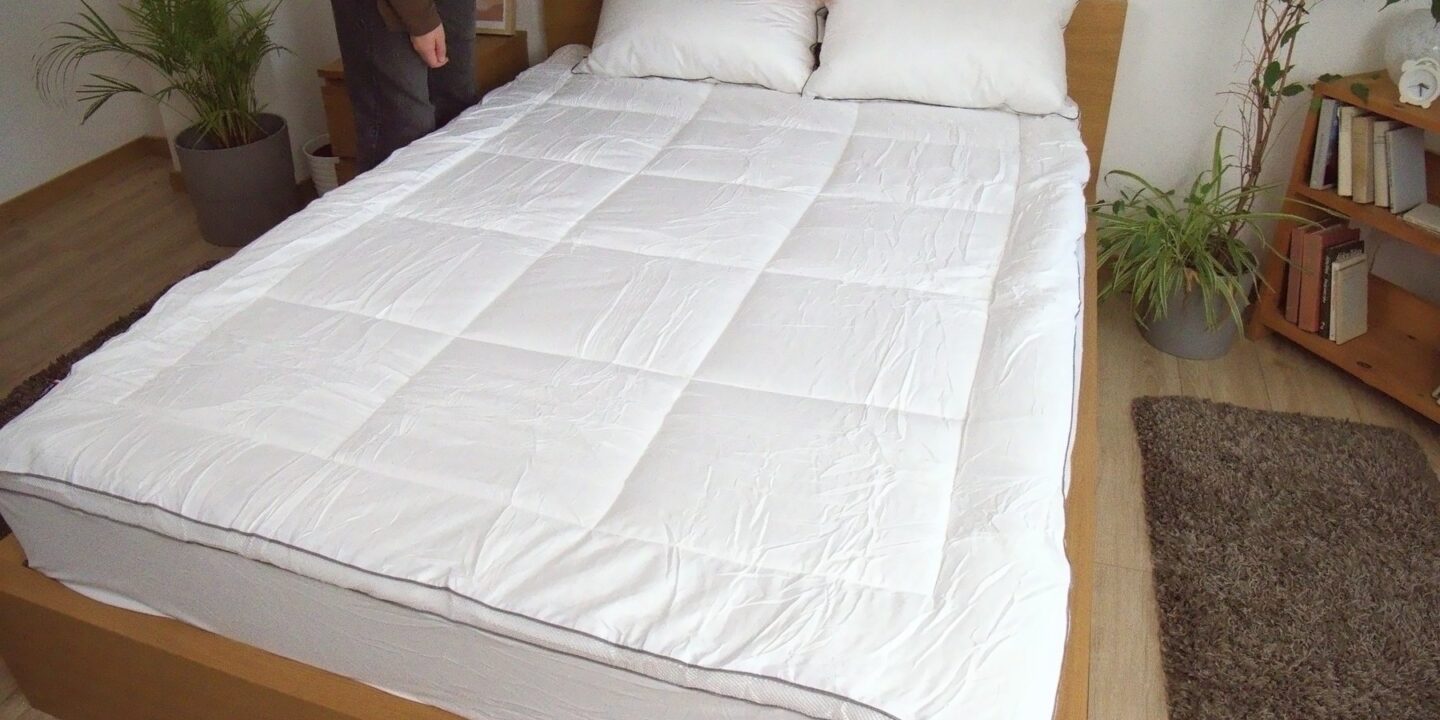 Meilleur surmatelas 140x190 : avis et comparatif