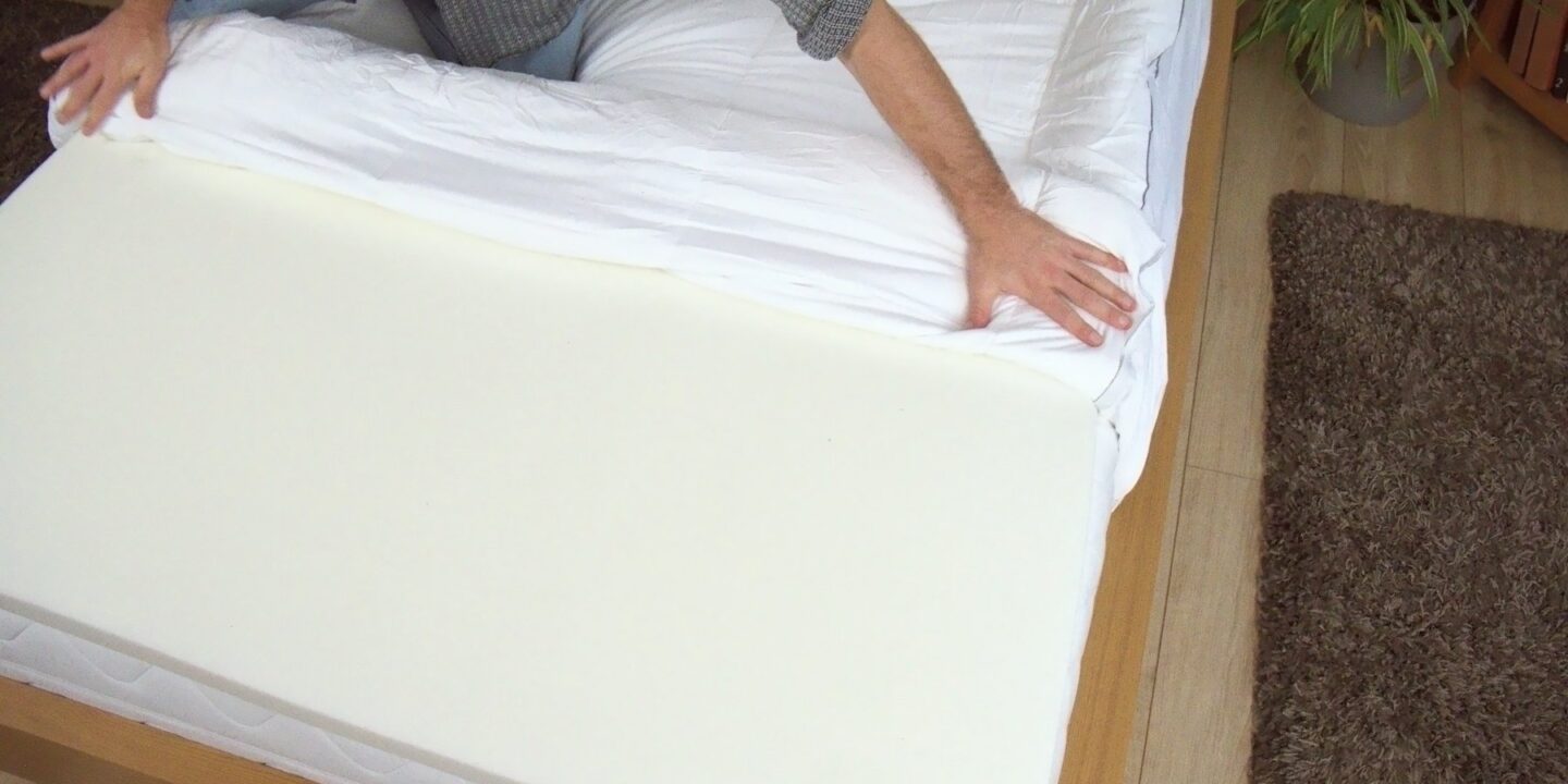 Meilleur surmatelas 2x80x200 pour lit électrique : avis et comparatif