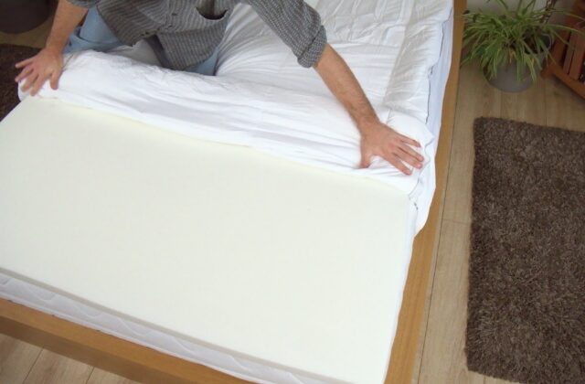 Meilleur surmatelas pour lit articulé