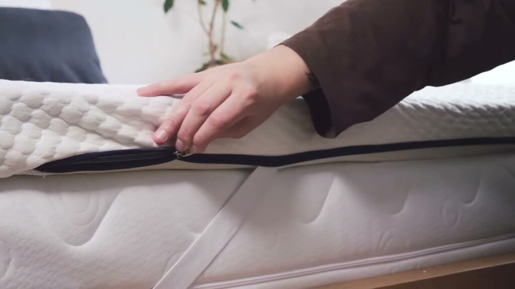 Vidéo de test : la housse du Nyte Air soulevée