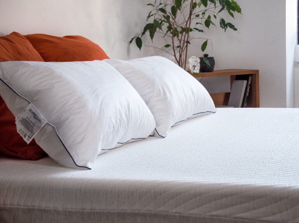 Oreillers posés sur le Slome Hybride Original